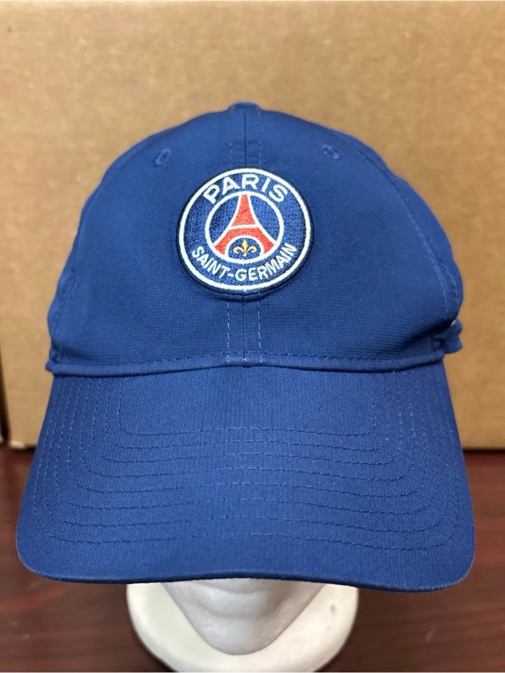 Nike PSG Paris Saint-Germain Football Club Hat Cap Legacy91 Dri-Fit Strapback